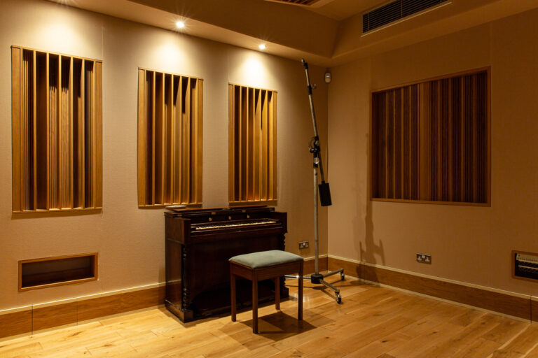Live Room